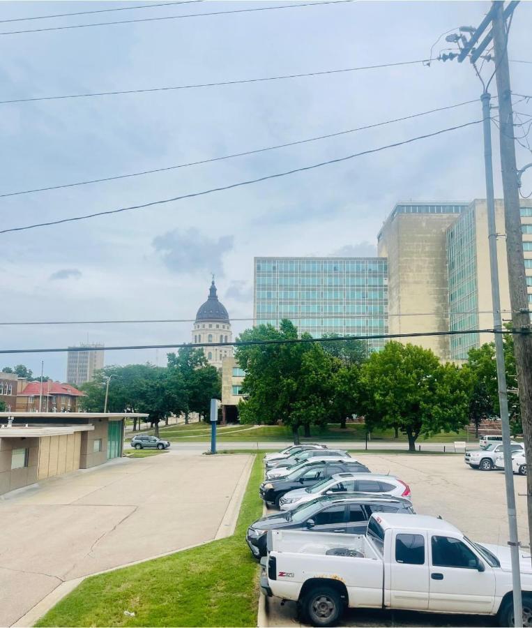 Senate Suites Extended Stay Hotel Topeka Esterno foto