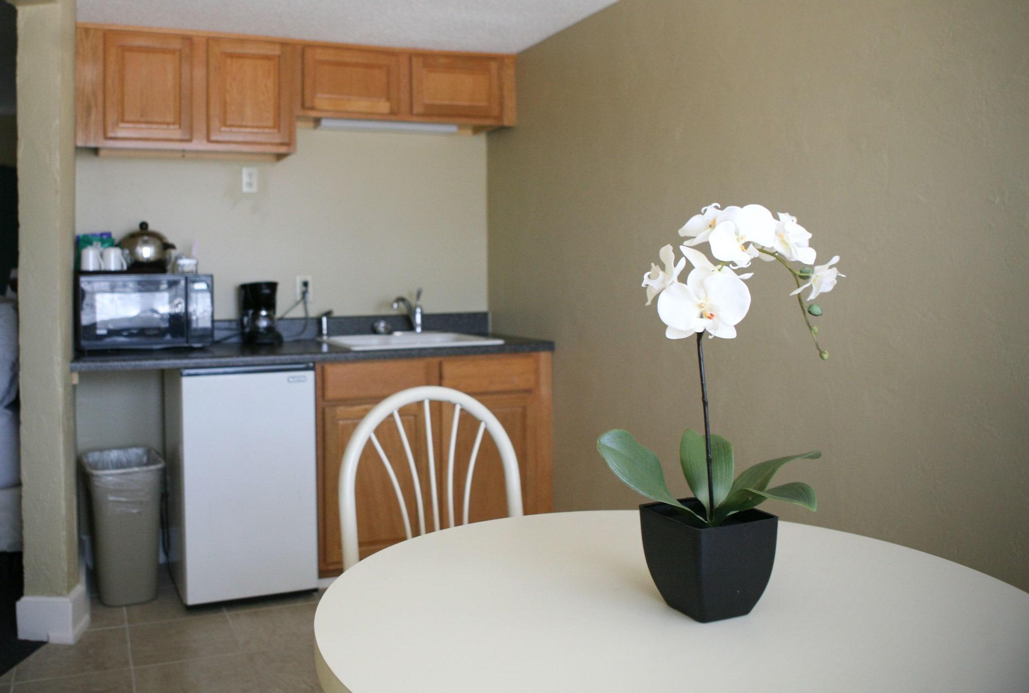 Senate Suites Extended Stay Hotel Topeka Esterno foto